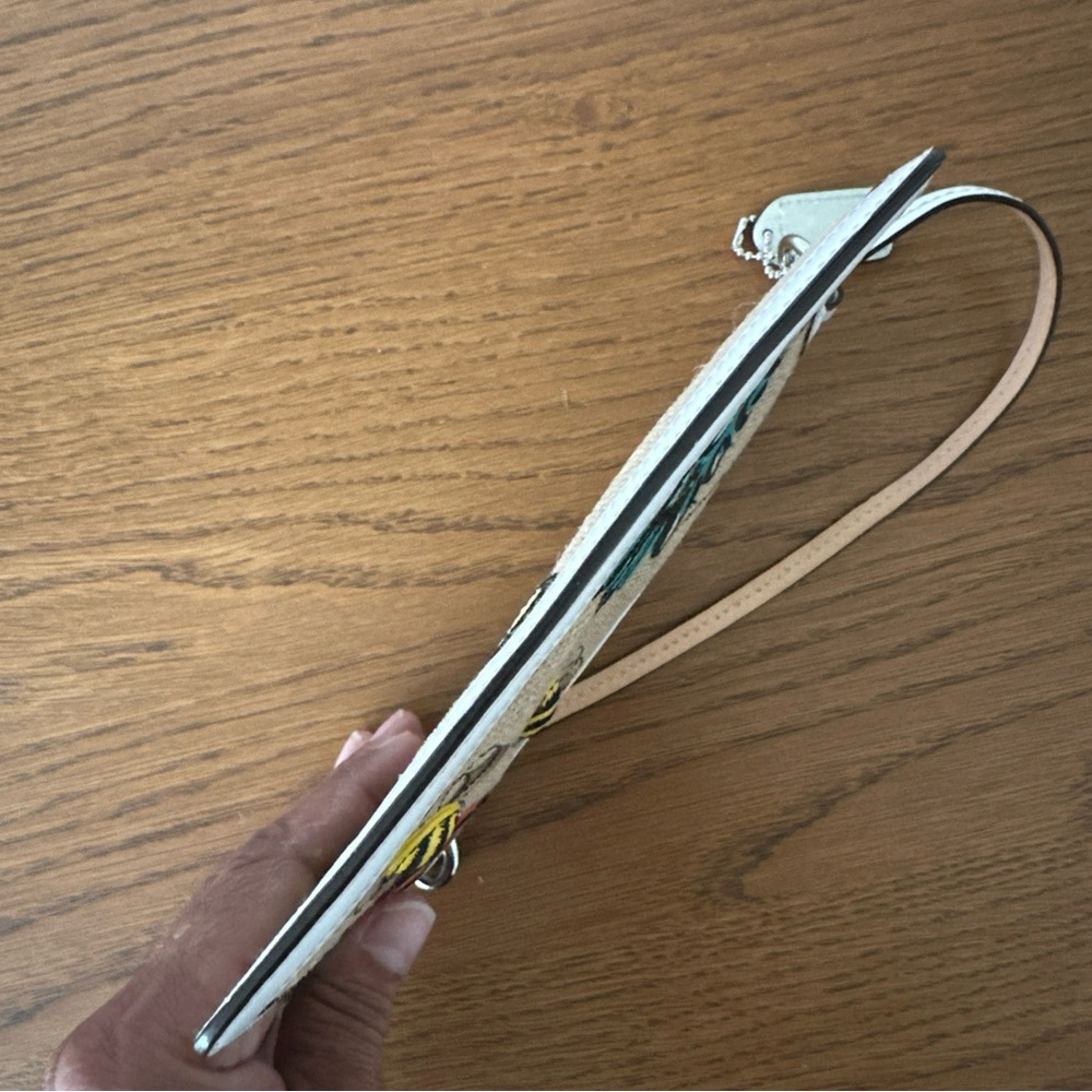 Coach Wristlet Pouch Floral Bumble Bee Crystals Burlap Leather Trim Zip Purse - Picture 13 of 15